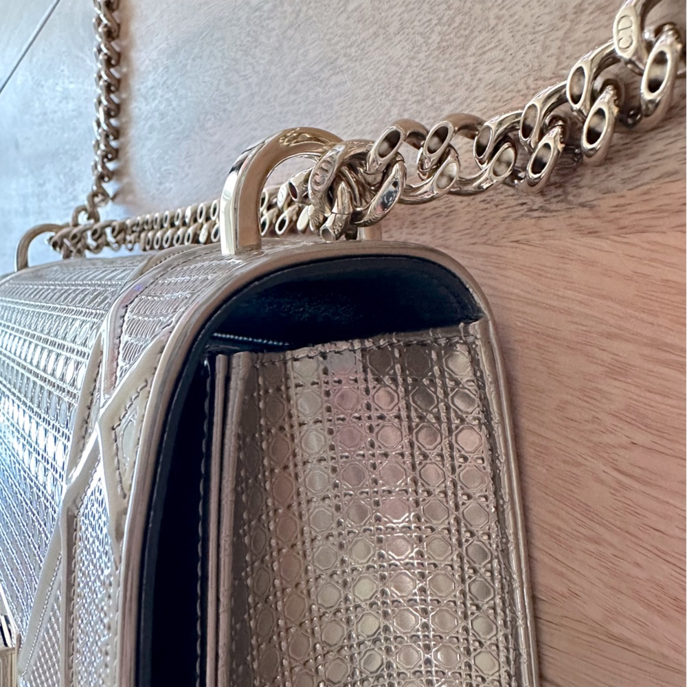 Dior Light Gold-tone Metallic Patent Leather Micro Cannage Medium Shoulder Bag - Picture 10 of 17